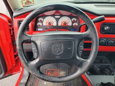 2001 Dodge Dakota Club Cab 131 WB Base