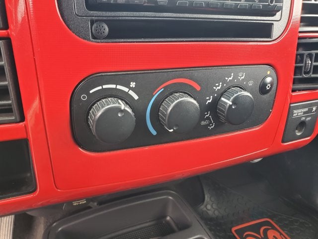 2001 Dodge Dakota Club Cab 131 WB Base