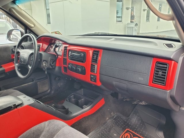 2001 Dodge Dakota Club Cab 131 WB Base