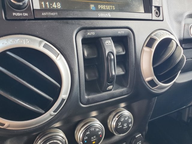 2015 Jeep Wrangler Unlimited 4WD 4dr Rubicon