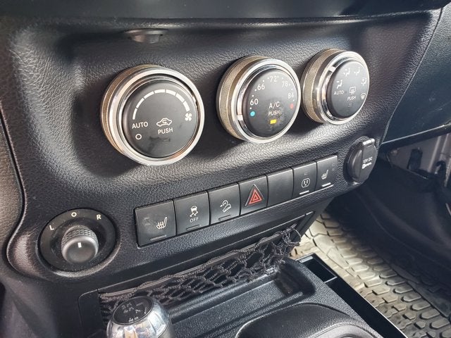 2015 Jeep Wrangler Unlimited 4WD 4dr Rubicon