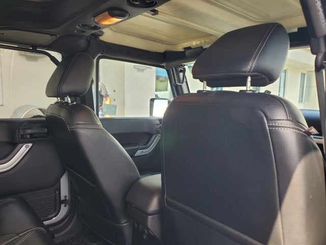 2015 Jeep Wrangler Unlimited 4WD 4dr Rubicon