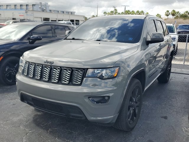 2020 Jeep Grand Cherokee Altitude 4x2