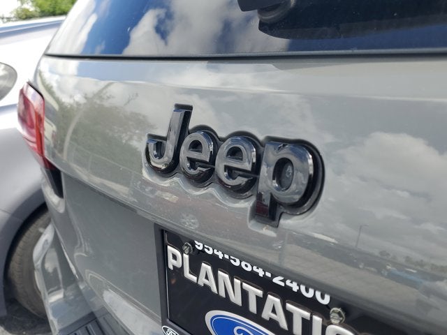 2020 Jeep Grand Cherokee Altitude 4x2