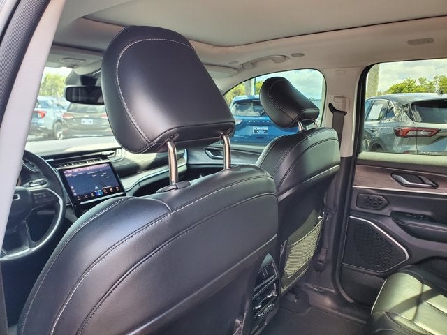 2022 Jeep Grand Cherokee Limited 4x2