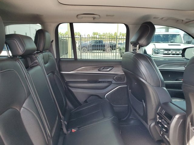 2022 Jeep Grand Cherokee Limited 4x2