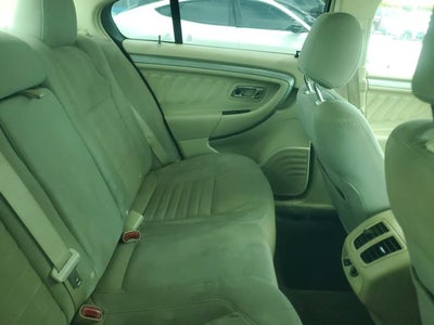 2014 Ford Taurus 4dr Sdn SE FWD