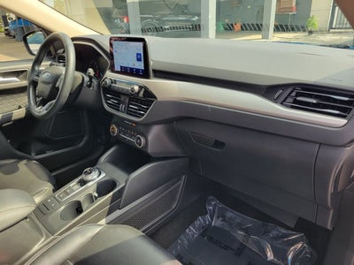 2020 Ford Escape SEL FWD
