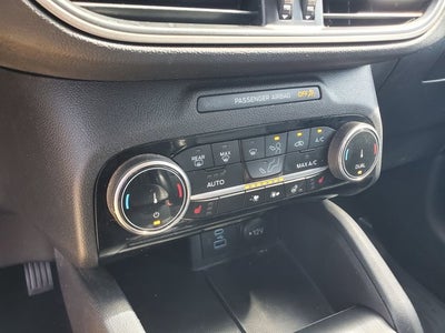 2022 Ford Escape SEL FWD