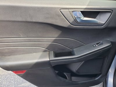 2022 Ford Escape SEL FWD