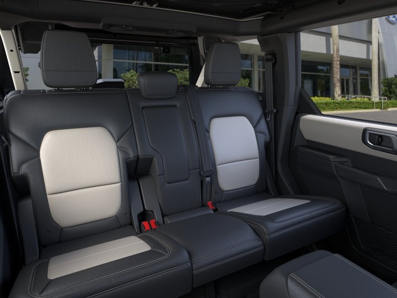 2026 Ford Bronco Outer Banks 4 Door 4x4