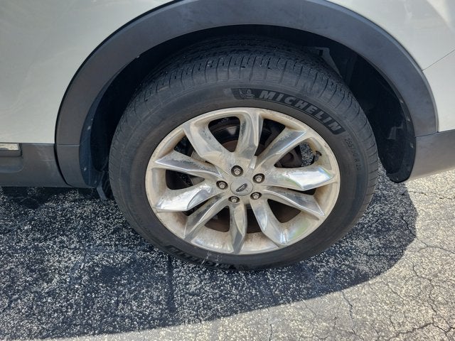 2012 Ford Explorer FWD 4dr XLT