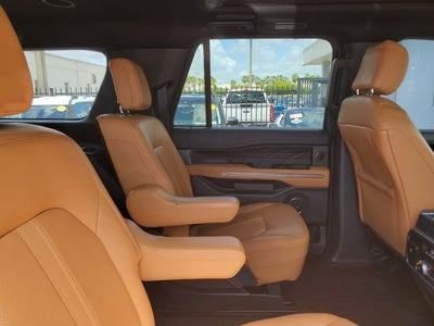 2022 Ford Expedition Max Platinum 4x2