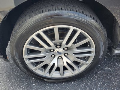 2022 Ford Expedition Max Platinum 4x2