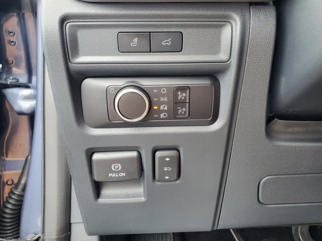 2023 Ford Expedition XLT 4x2