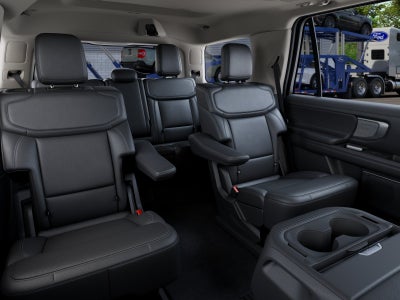 2027 Ford Expedition Platinum 4x2