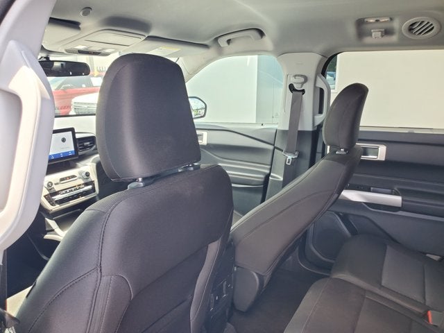 2023 Ford Explorer XLT RWD