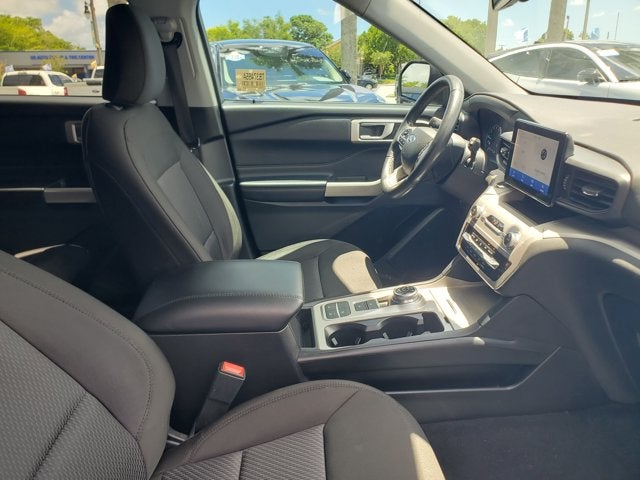 2023 Ford Explorer XLT RWD