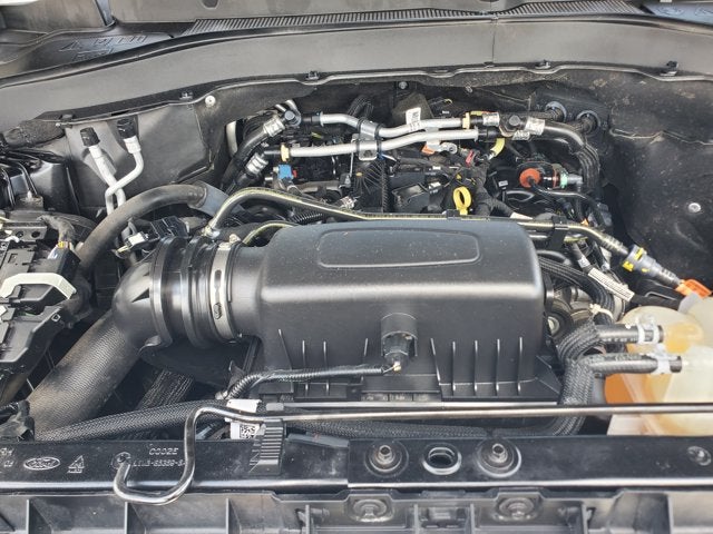 2023 Ford Explorer XLT RWD