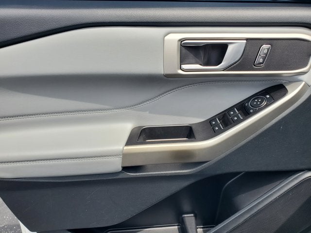 2023 Ford Explorer XLT RWD