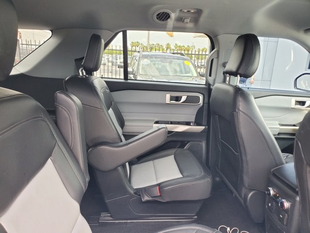 2023 Ford Explorer XLT RWD