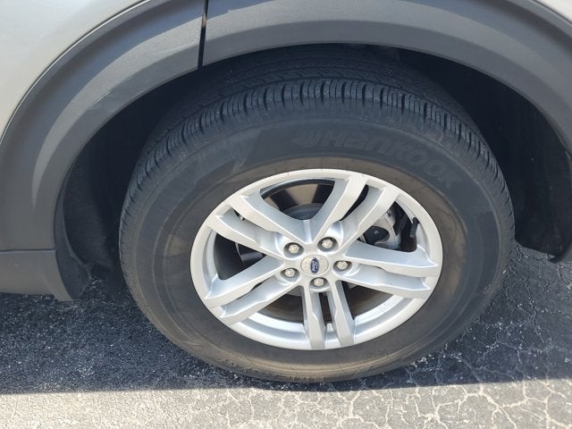 2023 Ford Explorer XLT RWD