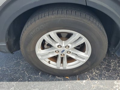 2023 Ford Explorer XLT RWD