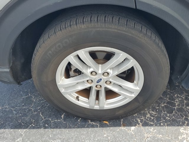 2023 Ford Explorer XLT RWD
