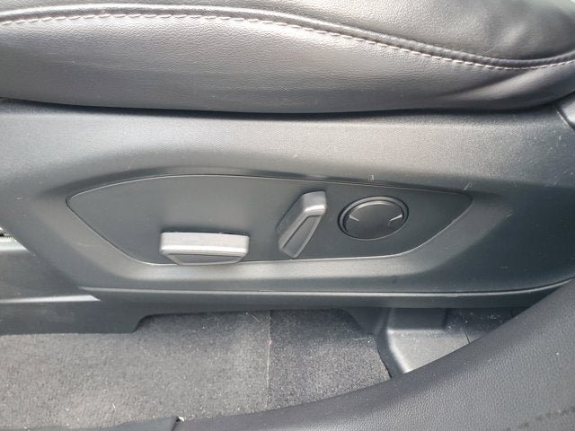 2023 Ford Explorer XLT RWD