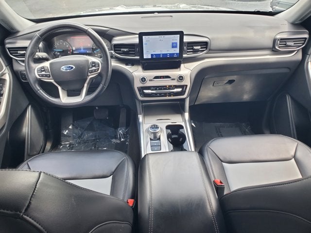 2023 Ford Explorer XLT RWD