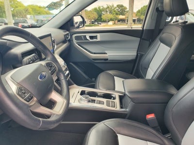 2022 Ford Explorer XLT RWD