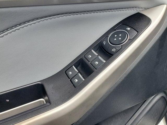 2022 Ford Explorer XLT RWD