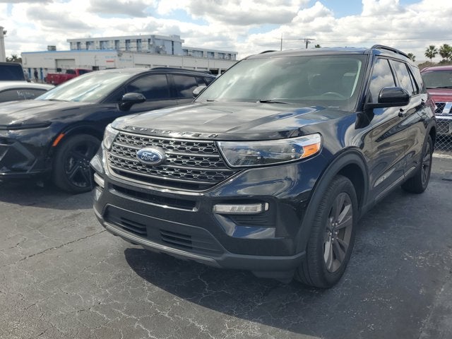 2023 Ford Explorer XLT RWD