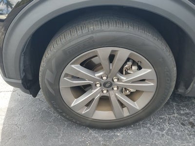 2023 Ford Explorer XLT RWD