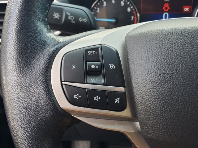 2022 Ford Explorer XLT RWD