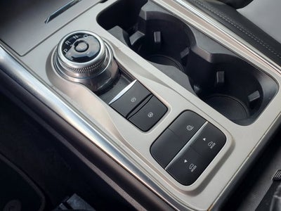 2022 Ford Explorer XLT RWD