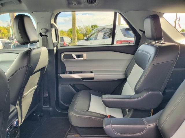 2022 Ford Explorer XLT RWD