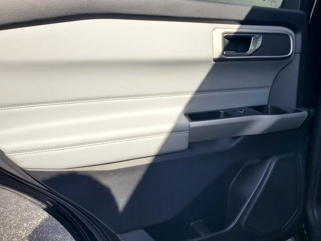 2022 Ford Explorer XLT RWD