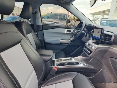 2022 Ford Explorer XLT RWD