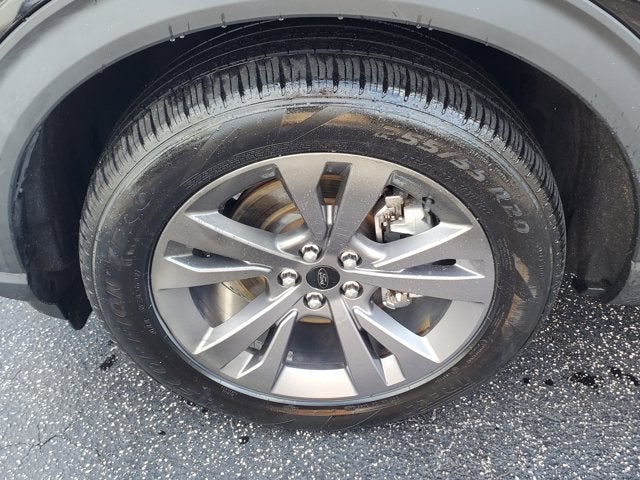 2022 Ford Explorer XLT RWD