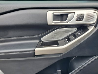 2023 Ford Explorer Limited RWD
