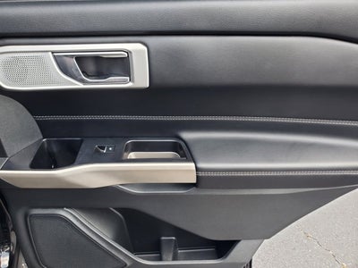 2023 Ford Explorer Limited RWD