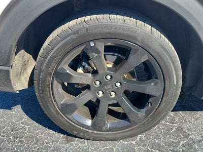 2022 Ford Explorer ST-Line RWD