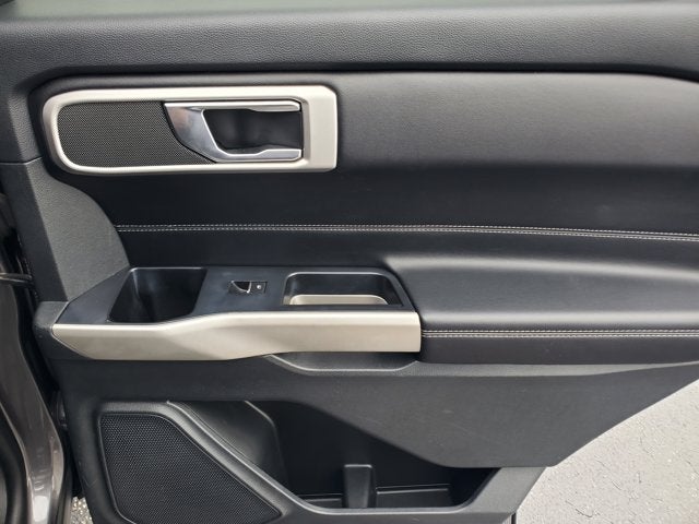 2022 Ford Explorer XLT 4WD
