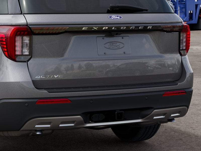 2027 Ford Explorer Active w/200A Pkg RWD