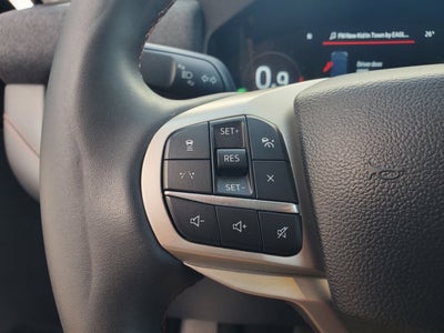 2025 Ford Explorer Active RWD