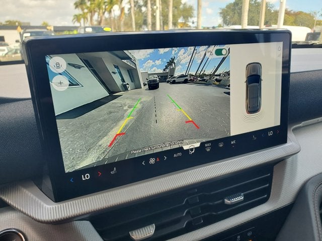 2025 Ford Explorer Active RWD