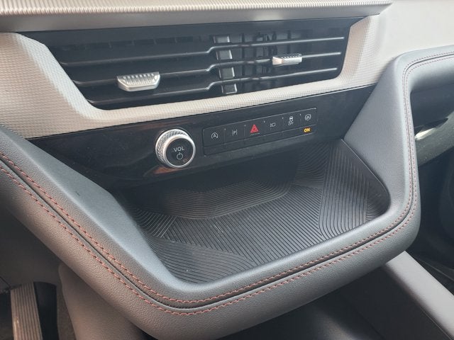 2025 Ford Explorer Active RWD