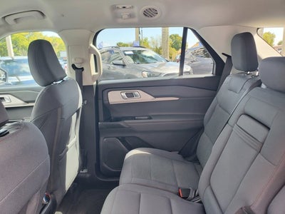 2025 Ford Explorer Active RWD