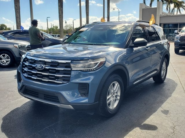 2025 Ford Explorer Active RWD